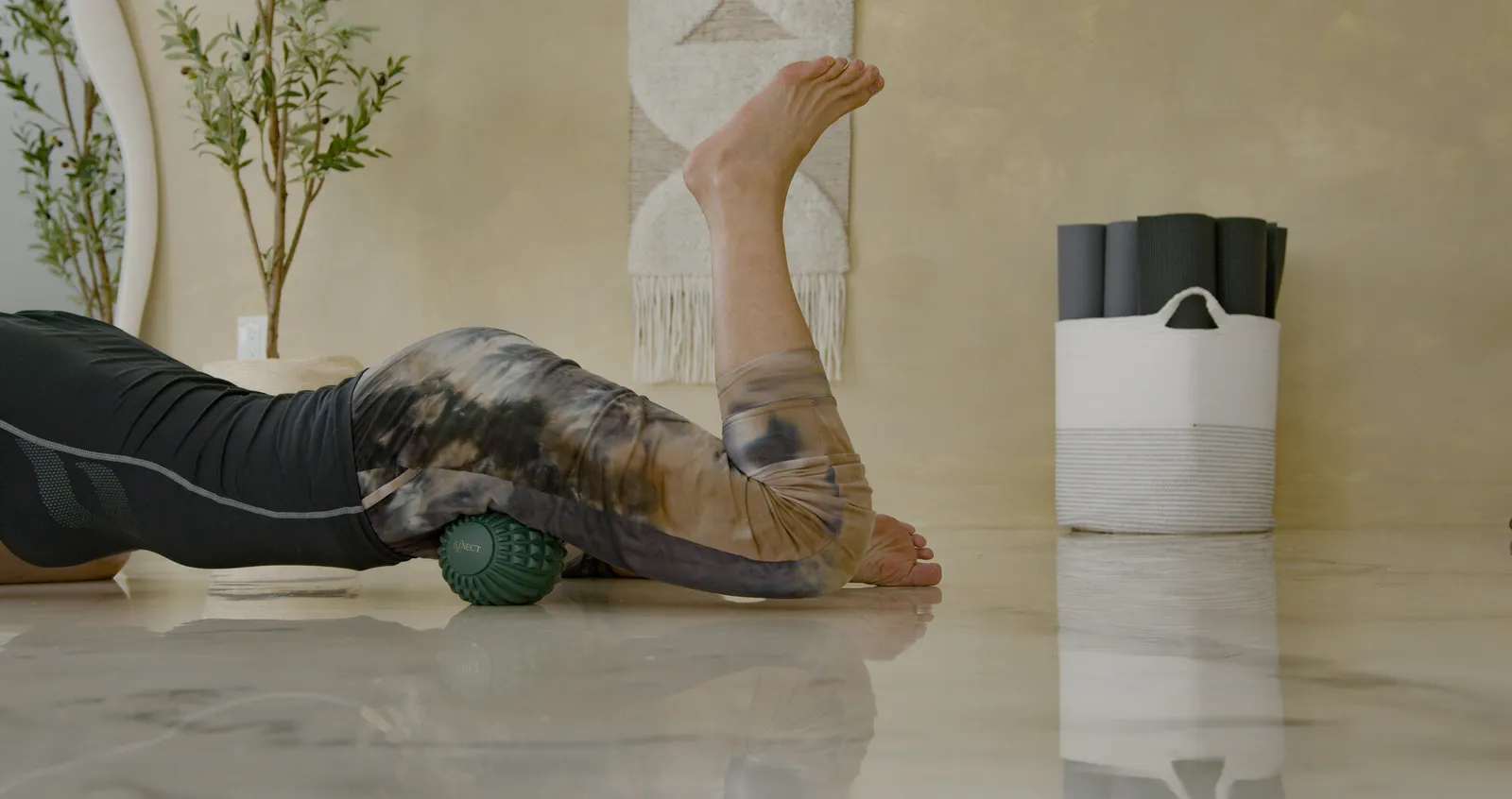Rolling the back of the leg on a KINECT™ ball